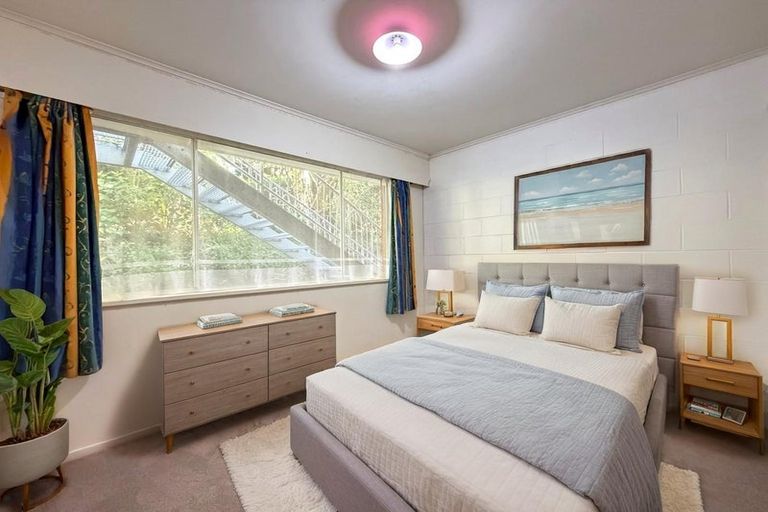 Photo of property in 2/153 Main Road, Tawa, Wellington, 5028