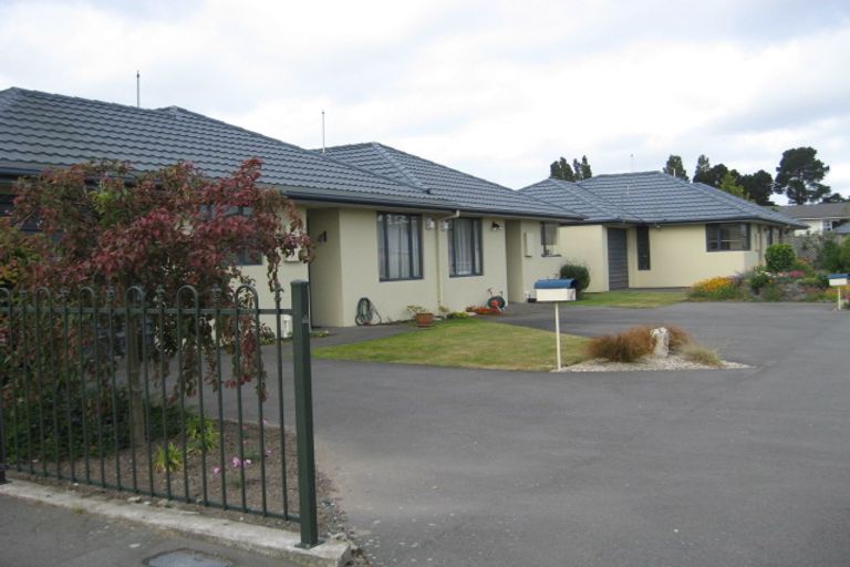 Photo of property in 52h Marshland Road, Shirley, Christchurch, 8061
