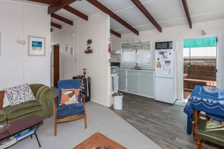 Photo of property in 100 Blane Place, Whangamata, 3620