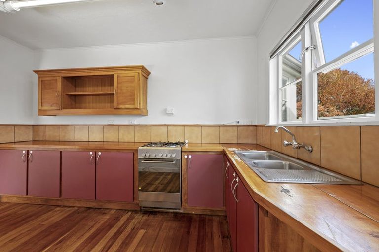 Photo of property in 11 Cornwall Street, Brooklands, New Plymouth, 4310