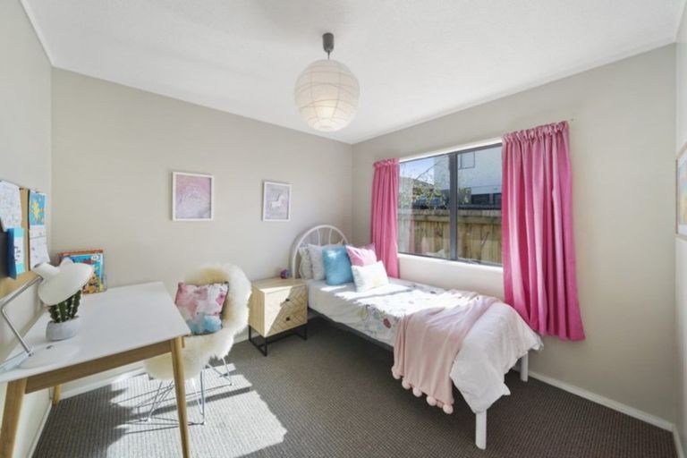 Photo of property in 1/32 Greenhill Crescent, Pakuranga, Auckland, 2010