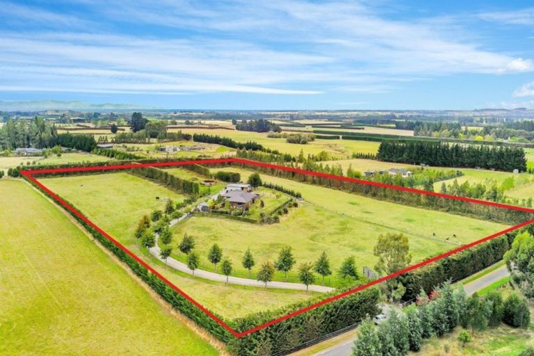Photo of property in 777 Loburn Whiterock Road, Loburn, Rangiora, 7472