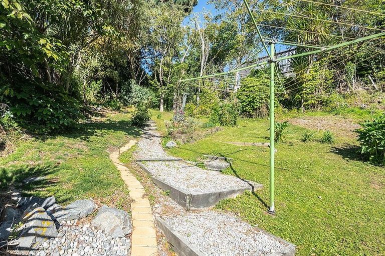 Photo of property in 14 Dormar Place, Churton Park, Wellington, 6037