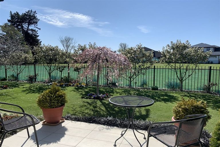 Photo of property in 33 Euphrasie Drive, Aidanfield, Christchurch, 8025