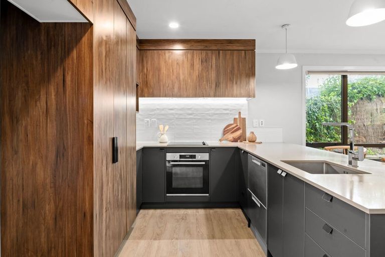 Photo of property in 1a Rose Street, Maeroa, Hamilton, 3200