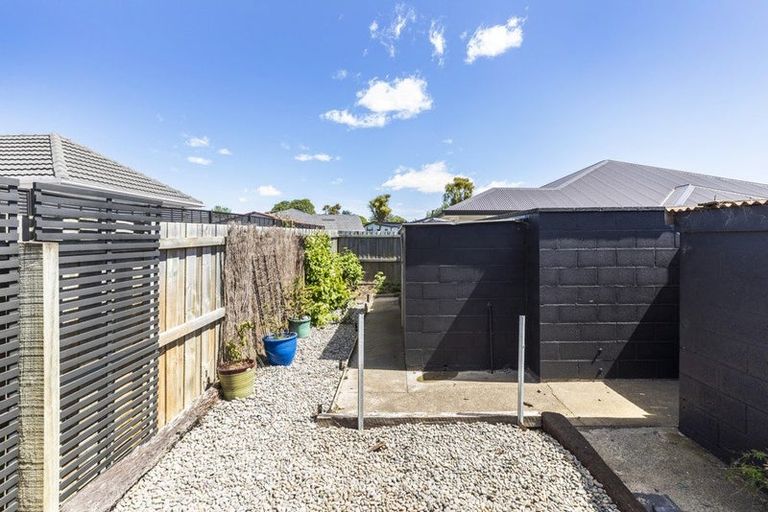 Photo of property in 18 Voss Street, Shirley, Christchurch, 8013