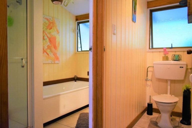 Photo of property in 77 Endcliffe Road, Kaiti, Gisborne, 4010