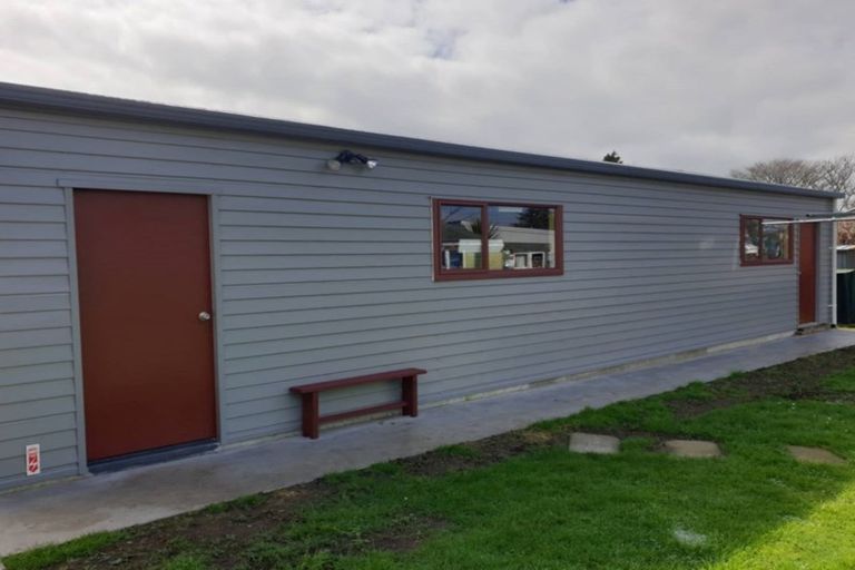 Photo of property in 80 Railway Street, Eltham, 4322