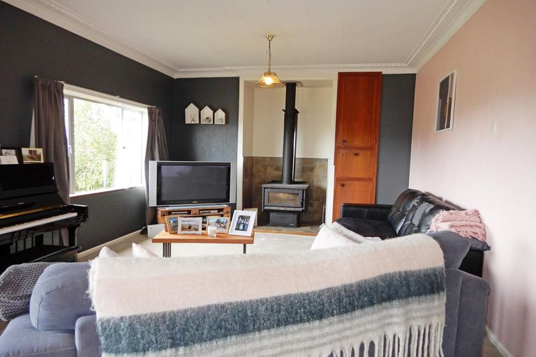 Photo of property in 45 Awamoa Road, Holmes Hill, Oamaru, 9401