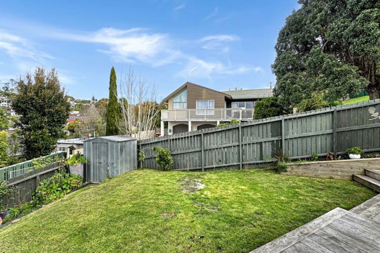 Photo of property in 2/5 Manaia Place, Mairangi Bay, Auckland, 0630