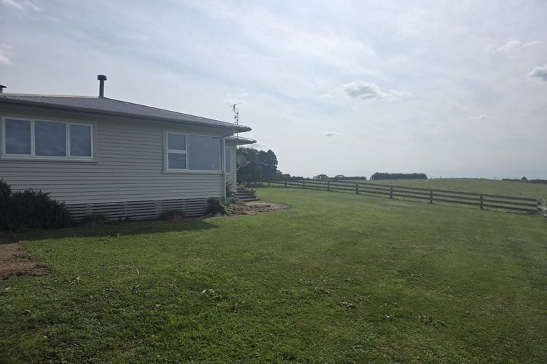 Photo of property in 86 Hill Road, Kaimiro, New Plymouth, 4371