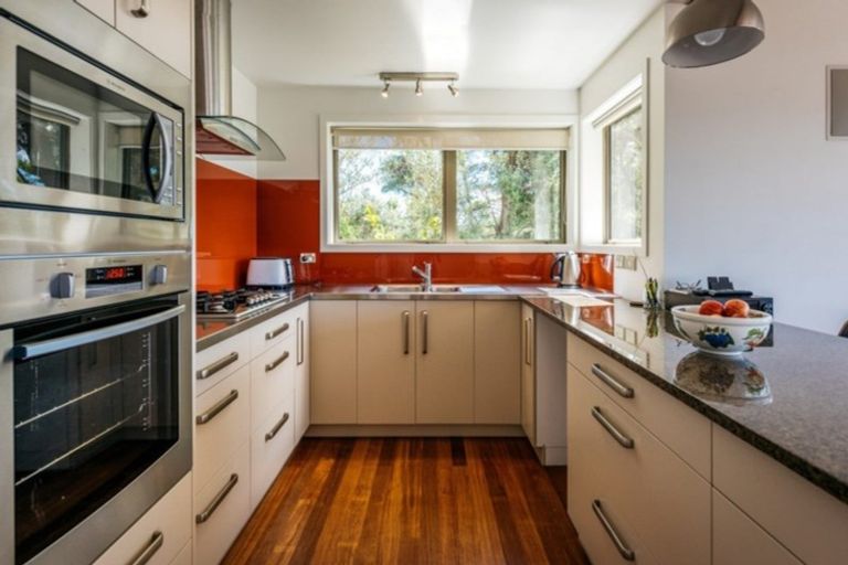 Photo of property in 788 Orapiu Road, Waiheke Island, 1971