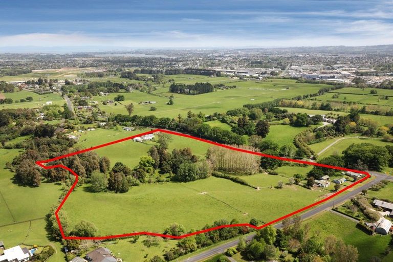 Photo of property in 215 Ponga Road, Opaheke, Papakura, 2584