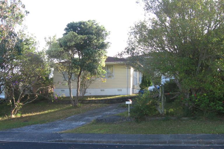Photo of property in 4 Marcel Place, Glenfield, Auckland, 0629