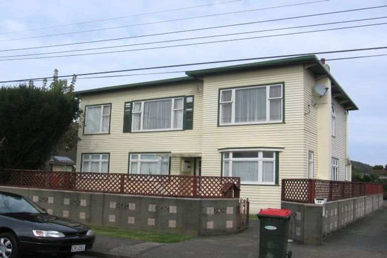 Photo of property in 27a Brasell Street, Fairfield, Lower Hutt, 5011