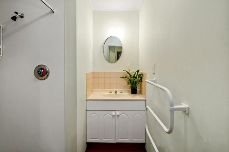 Photo of property in 68 Hauraki Terrace, Pukawa Bay, Turangi, 3381