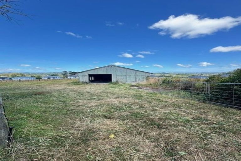 Photo of property in 31 Burns Lane, Kumeu, 0892