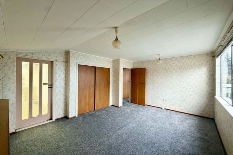 Photo of property in 14 Huatoki Street, Vogeltown, New Plymouth, 4310