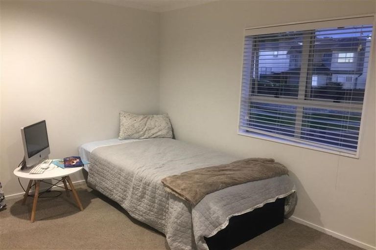 Photo of property in 9 Mauku Lane, Greenhithe, Auckland, 0632