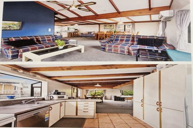 Photo of property in 9 Churchill Terrace, Waiuku, 2123