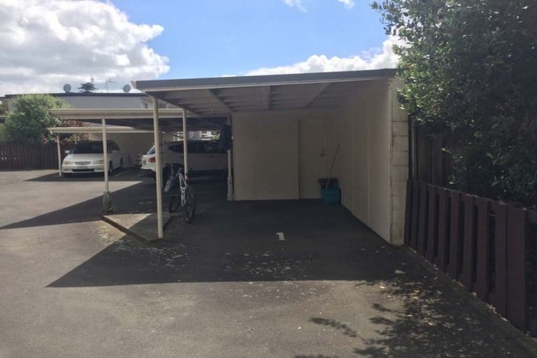 Photo of property in 1/4 May Street, Hamilton East, Hamilton, 3216