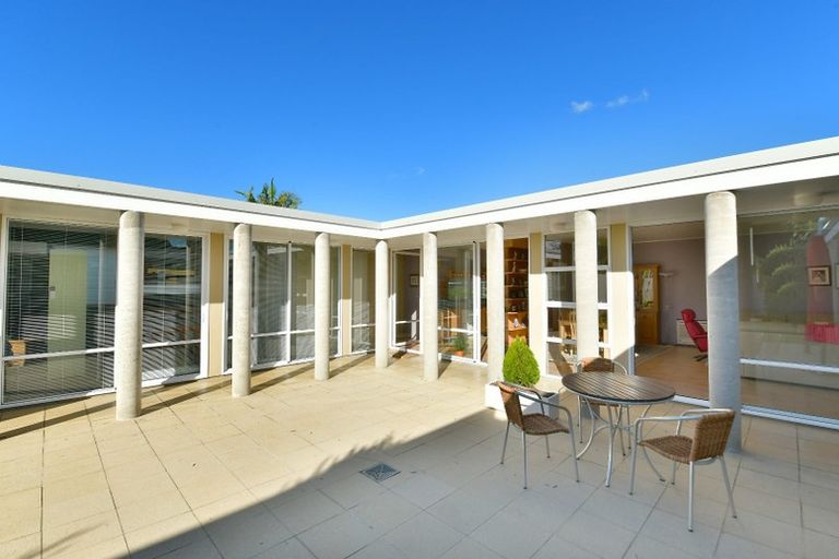 Photo of property in 58 Settlers Grove, Orewa, 0931