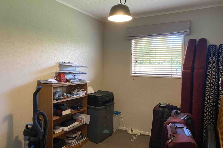 Photo of property in 3 Trigg Crescent, Taradale, Napier, 4112