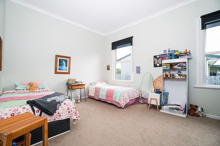 Photo of property in 19 Carey Street, Waitara, 4320
