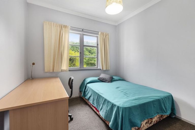 Photo of property in 11 Willowbank Road, Tawa, Wellington, 5028