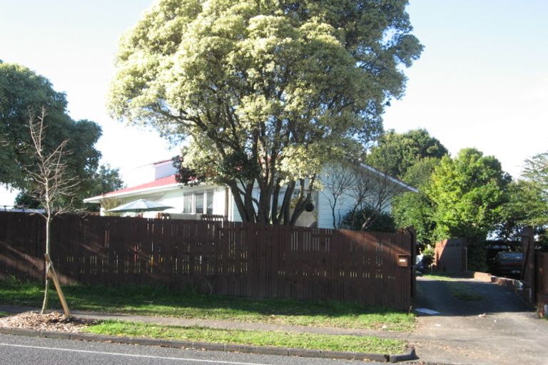 Photo of property in 108 Friedlanders Road, Manurewa, Auckland, 2102