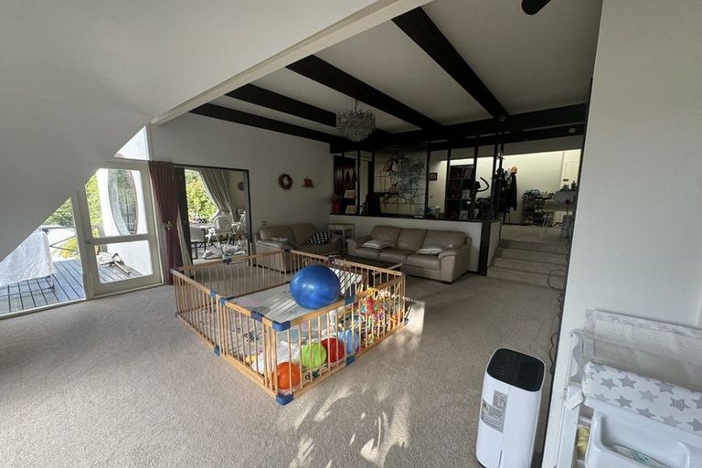 Photo of property in 454a Stokes Valley Road, Stokes Valley, Lower Hutt, 5019