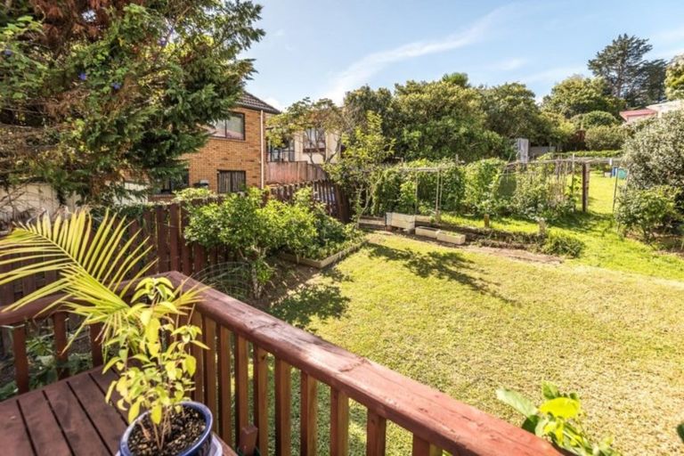 Photo of property in 3 Maugham Drive, Bucklands Beach, Auckland, 2014