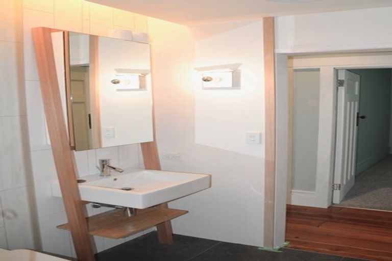 Photo of property in 67 Sar Street, Wadestown, Wellington, 6012