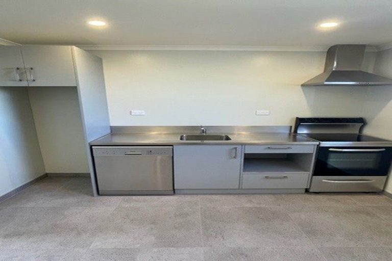 Photo of property in 5/25 Newnham Terrace, Upper Riccarton, Christchurch, 8041