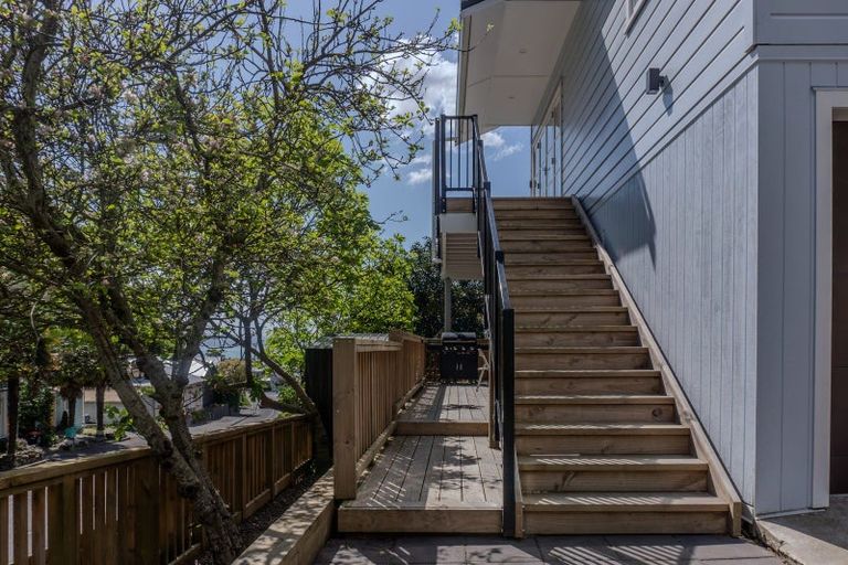 Photo of property in 157 Shakespeare Road, Bluff Hill, Napier, 4110