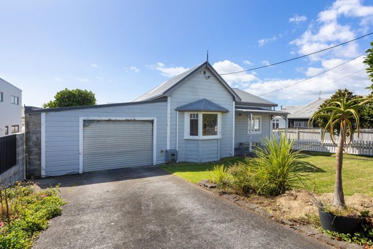 Photo of property in 19 Beach Street, Fitzroy, New Plymouth, 4312