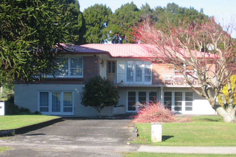 Photo of property in 15a Butterworth Avenue, Opaheke, Papakura, 2113