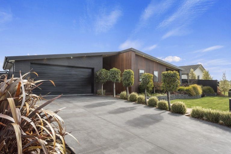 Photo of property in 7 Westpark Boulevard, Rangiora, 7400