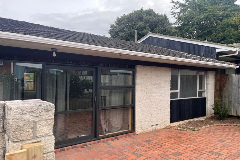 Photo of property in 3/45 Wallace Road, Papatoetoe, Auckland, 2025