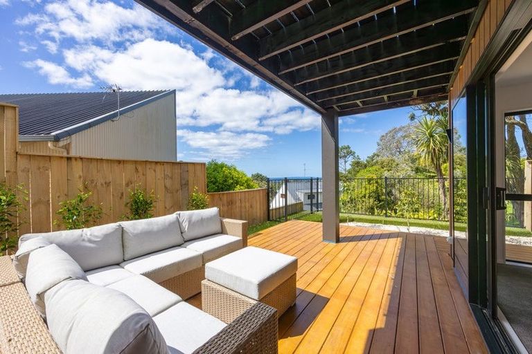 Photo of property in 113b Sunrise Avenue, Murrays Bay, Auckland, 0630