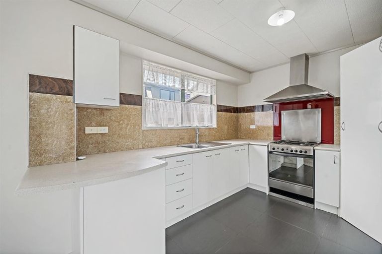 Photo of property in 11a Keeling Road, Henderson, Auckland, 0612