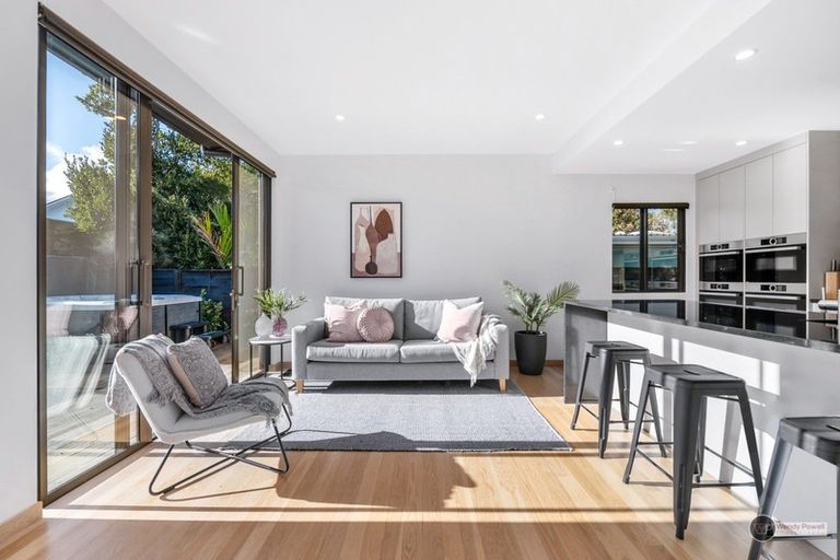 Photo of property in 28 Orr Crescent, Hutt Central, Lower Hutt, 5011