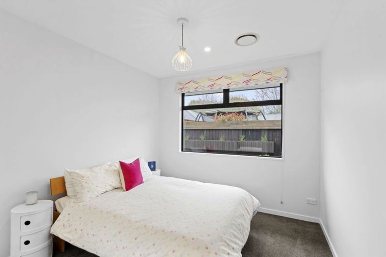 Photo of property in 46 Holiday Drive, Mairehau, Christchurch, 8052