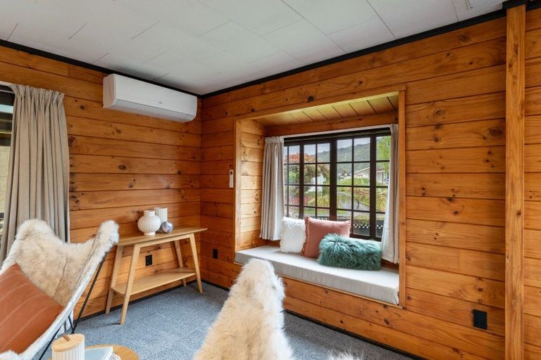 Photo of property in 60 Pasadena Crescent, Totara Park, Upper Hutt, 5018