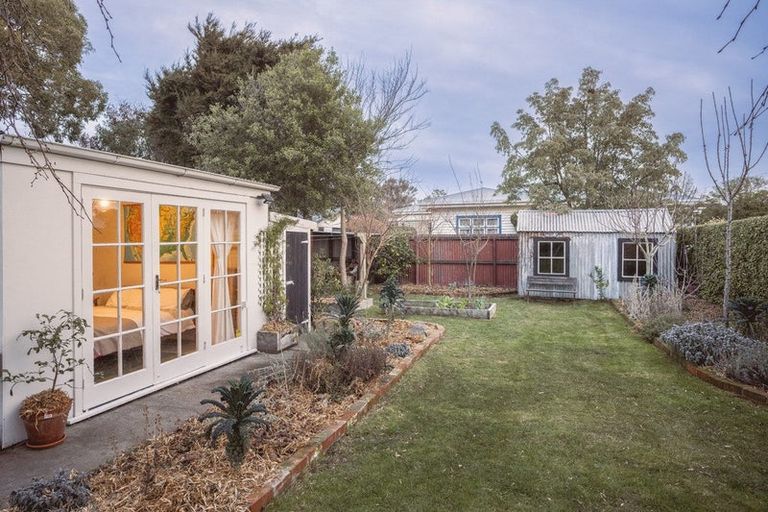 Photo of property in 58 Opawa Road, Waltham, Christchurch, 8023