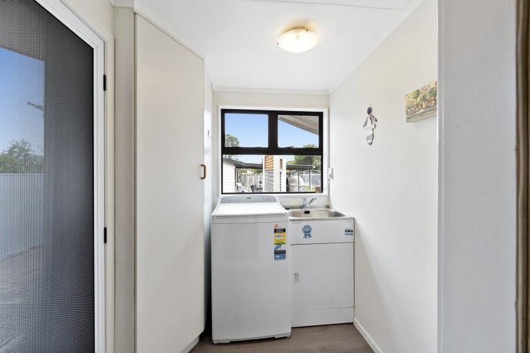 Photo of property in 11 Gardener Street, Levin, 5510