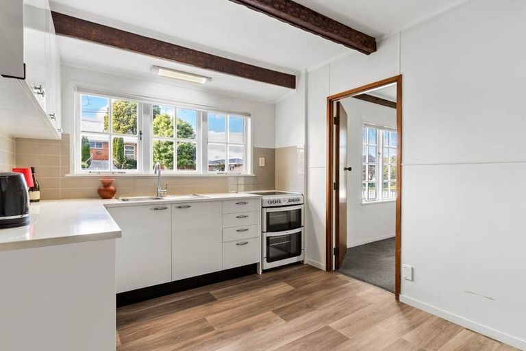 Photo of property in 21 Snell Avenue, Papakura, 2110