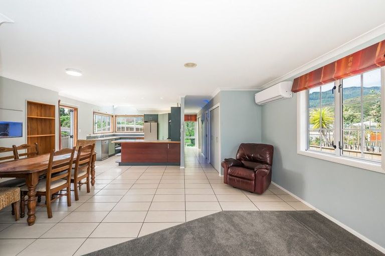 Photo of property in 9 Clarkes Crescent, Paekakariki, 5034
