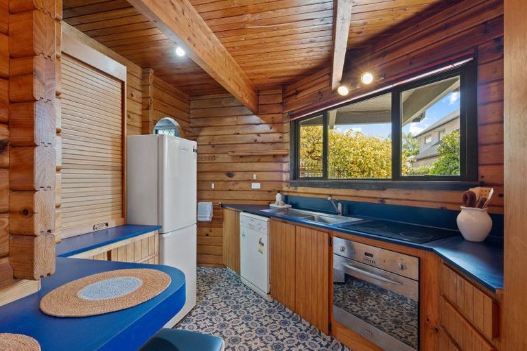 Photo of property in 3/18 Berry Street, St Albans, Christchurch, 8014