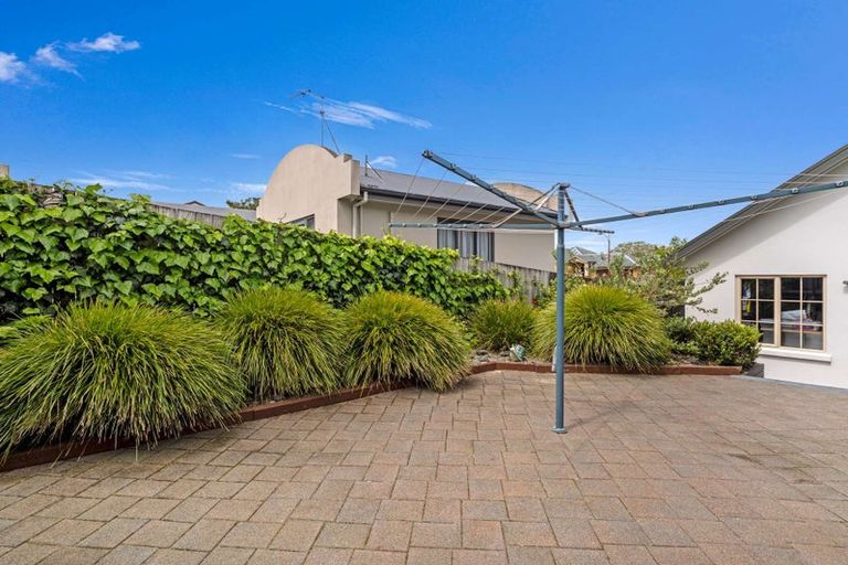 Photo of property in 62 Cairns Crescent, Rototuna, Hamilton, 3210